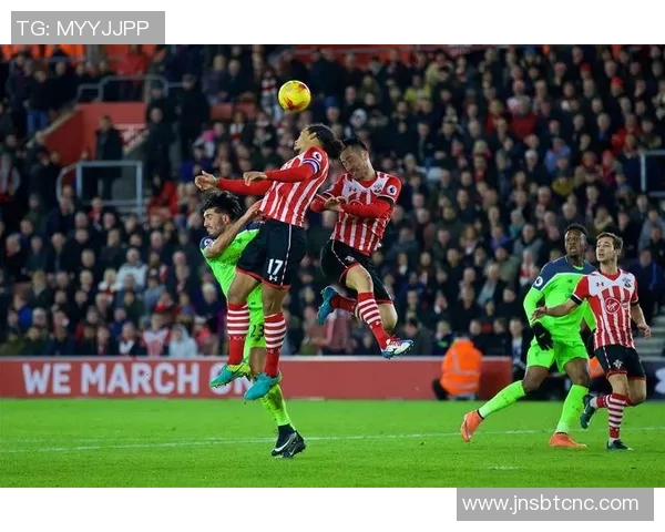 杭州足球队阵地战革新探索:技术与战术的完美结合之路 杭州足球队阵地战革新探索:技术与战术的完美结合之路