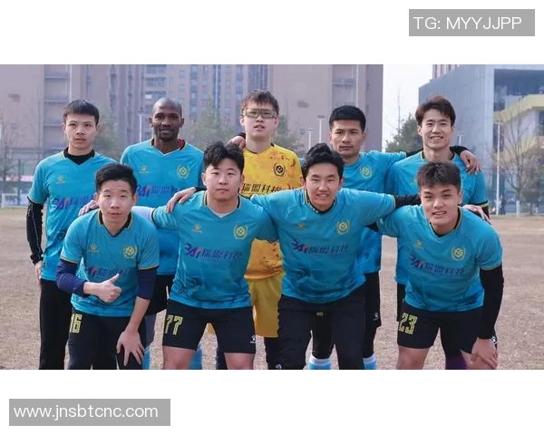 赛后分析:广州足球队与西安足球队球员个人能力全面对比与评价 赛后分析:广州足球队与西安足球队球员个人能力全面对比与评价